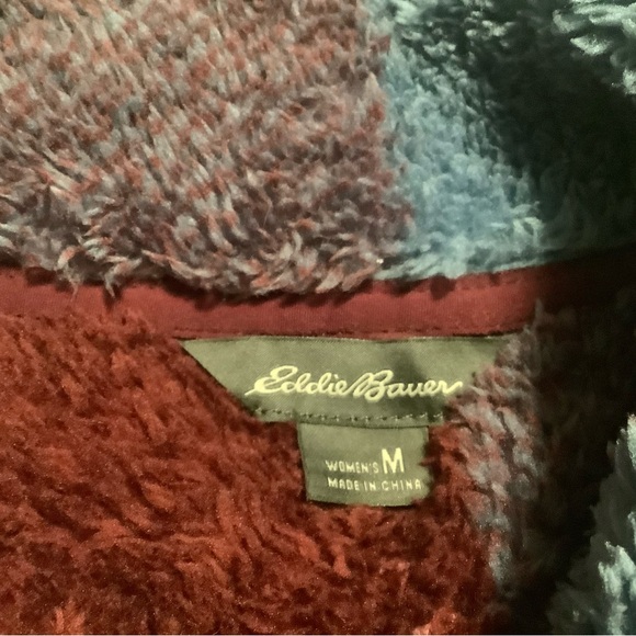 Eddie Bauer plush sweater M - Picture 5 of 16
